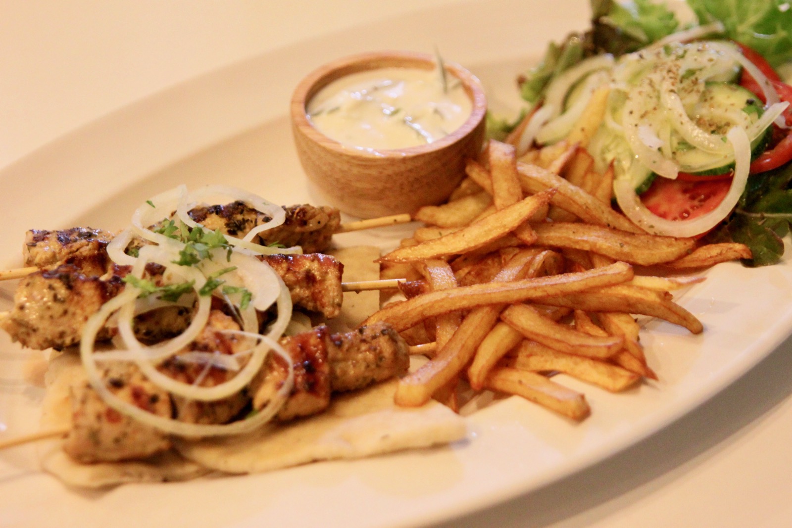 220/180Souvlaki Plate